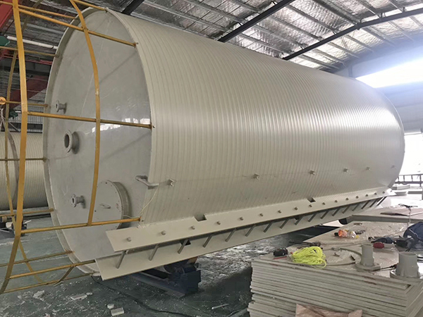 大型PPH立式缠绕储...