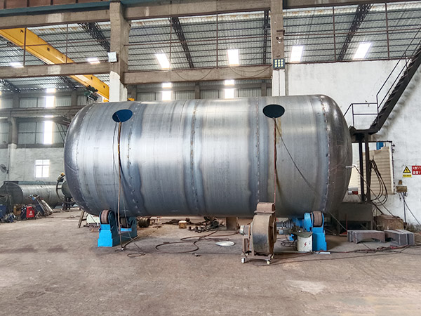 钢衬塑立式储罐